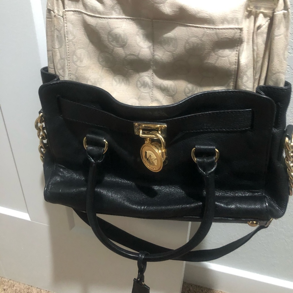 Classic Michael kors Hamilton purse